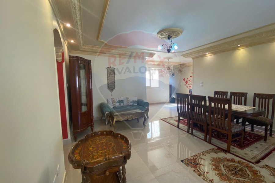 Furnished apartment for rent 200 m Kafr Abdo (steps from Allenby Park)
