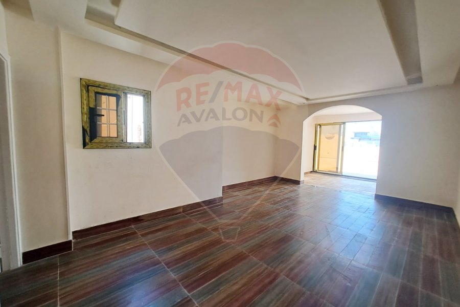Apartment for sale 400 m Kafr Abdo (branched from Al-Ismailia st.)