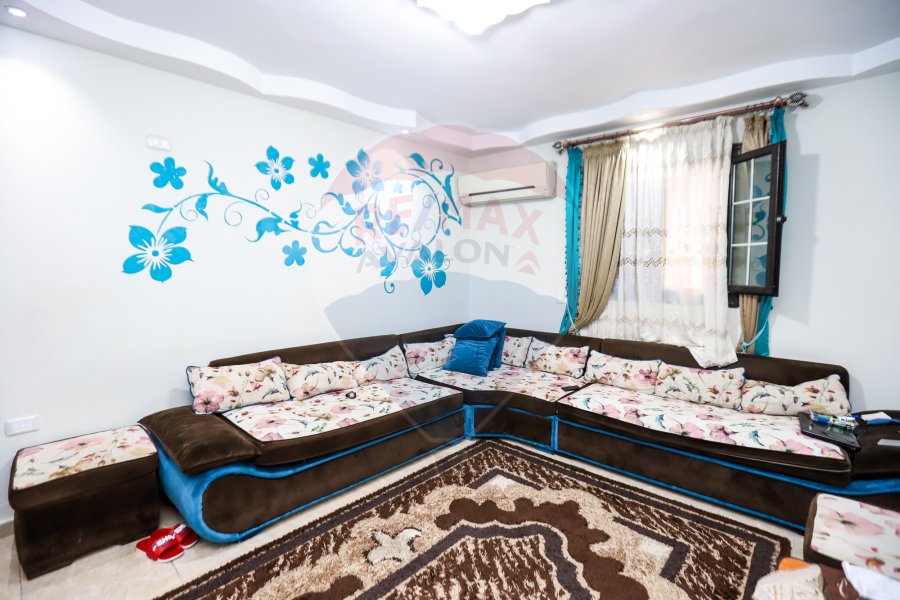 Apartment For Sale 200 m Elsaraya (Steps From Khaled Ebn Elwaleid St.)