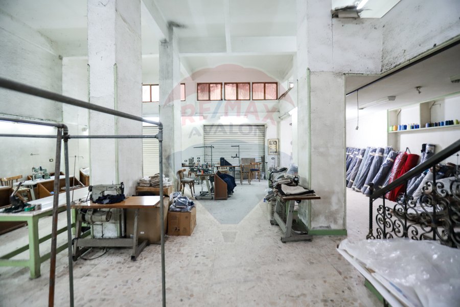 Duplex Clothes Factory for sale or Share 180 m Sidi beshr - ( Steps from the station )