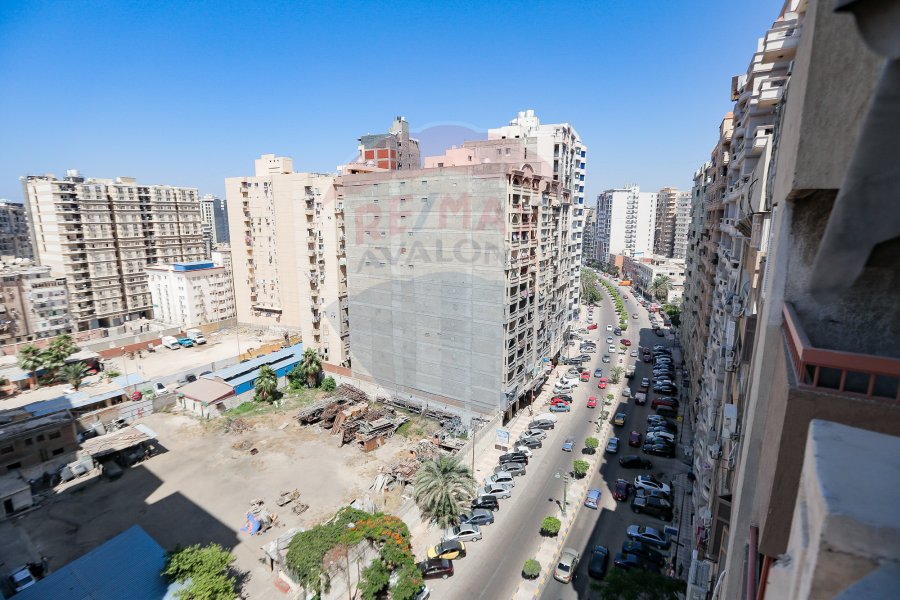 Apartment for sale 200 m Smouha (Zaki Ragab st - steps from Fawzi Moaz Square)