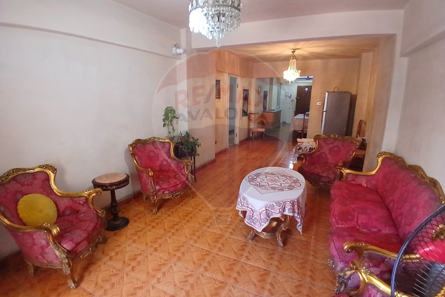 Apartment for sale 200 m Roushdy (Abdel Hamid El Abadi St.)