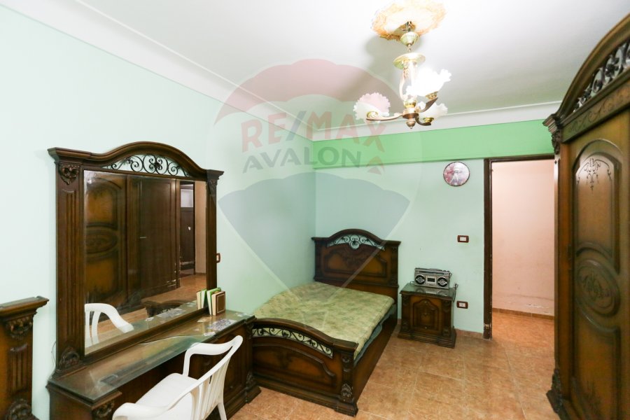 Apartment for sale 155 m Bolkley (Branched from Wingat - In front of Al Ahly Hospital)