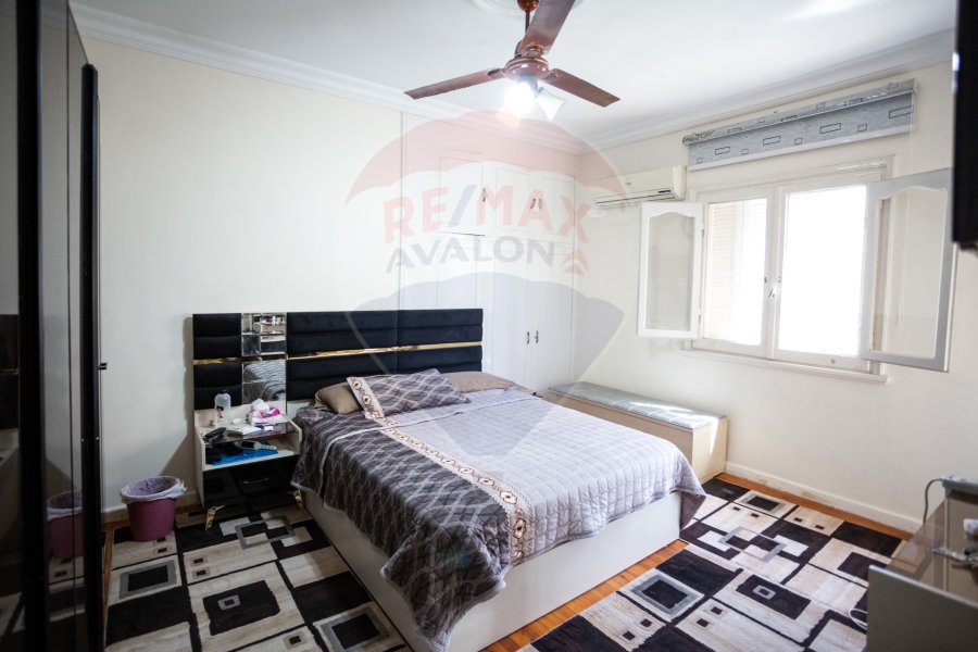 Apartment for sale 200 m Gleem (Near the Jewelry Palace)
