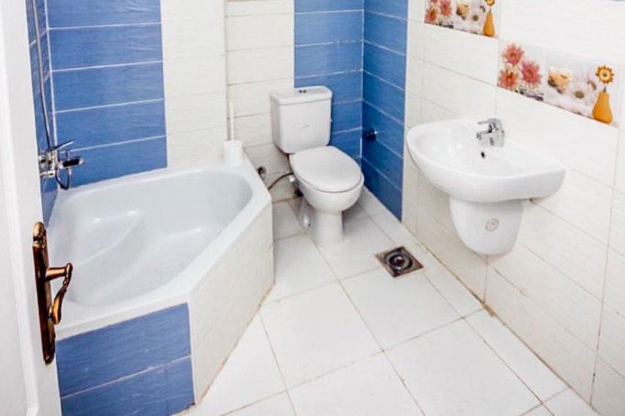 VILLA for sale 450m King Marriot Side View Compound- Kafouri St