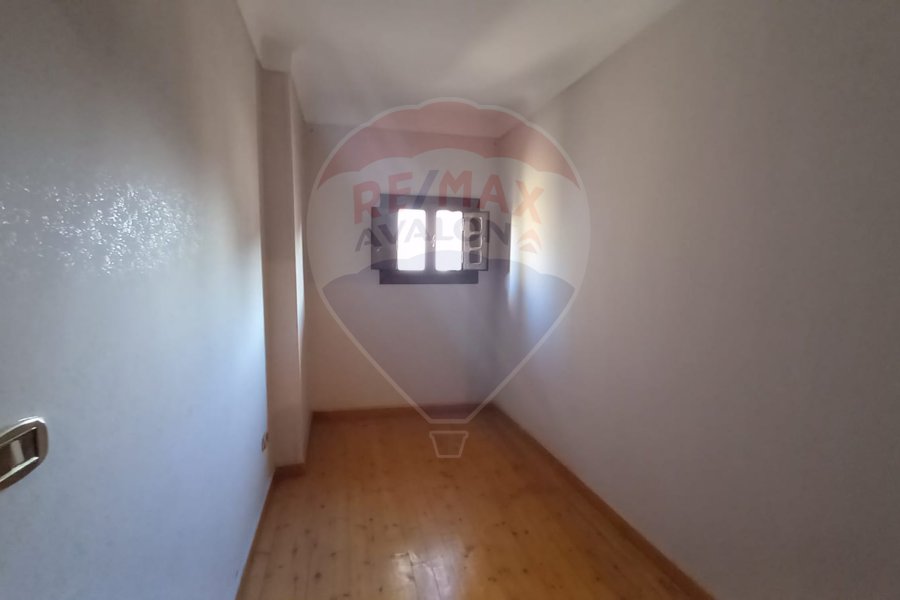 Apartment for sale 140 m Kafr Abdo (Abu Rafi’ St.)