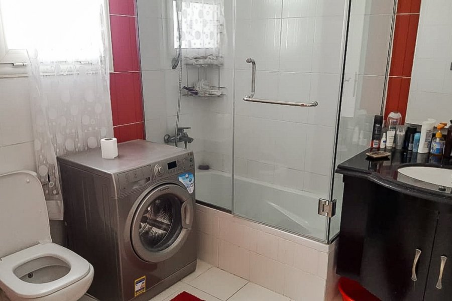 Furnitued Apartment for rent 145m Kafr Abdo (Amier El-Behar St.)