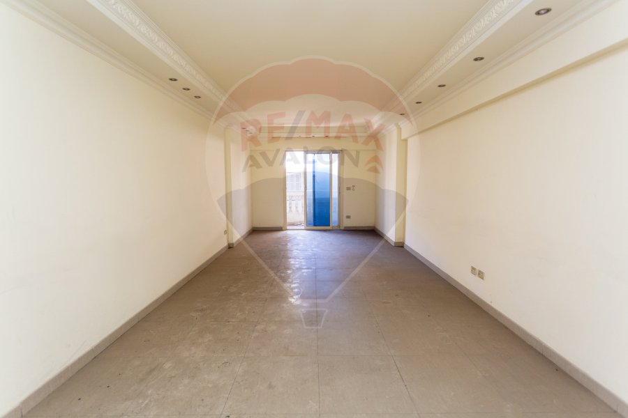 Apartment for sale 135 m Louran (steps from the sea)