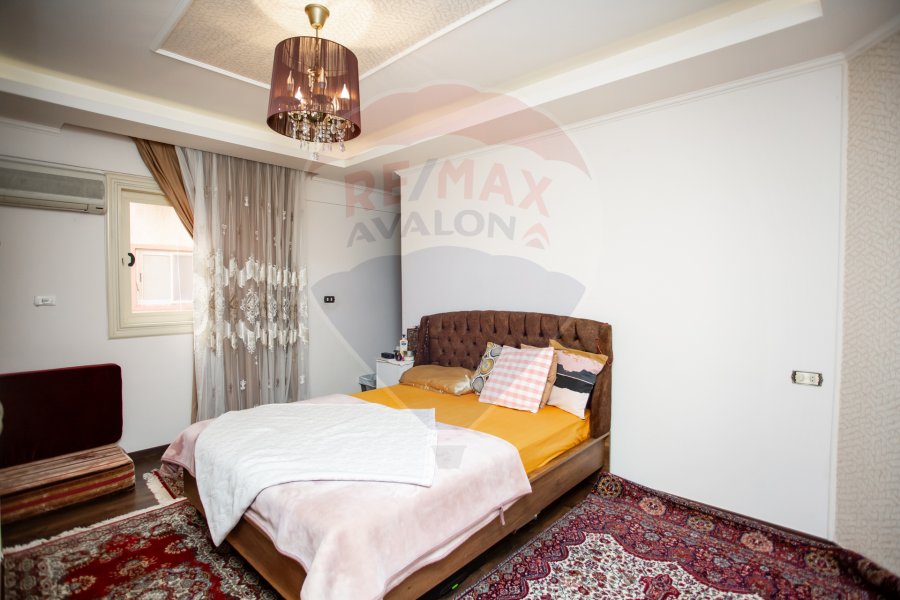 Apartment for sale 185 m Kafr Abdo (Ibrahim Sherif st. - brand building)