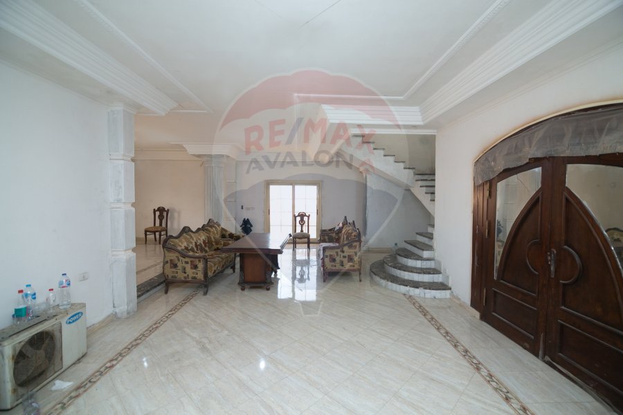 Duplex apartment for sale 550 m Louran