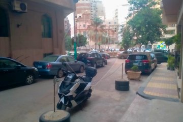 محل للبيع 20 م سان استيفانو (خطوات من الترام)