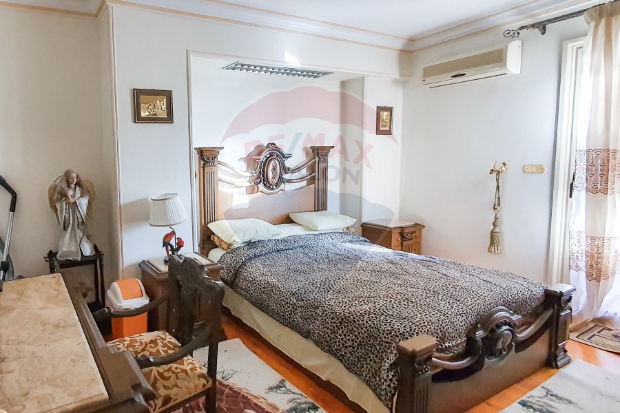 Furnished Apartment for Rent 137 m San Stefano ( Directly on the Sea )