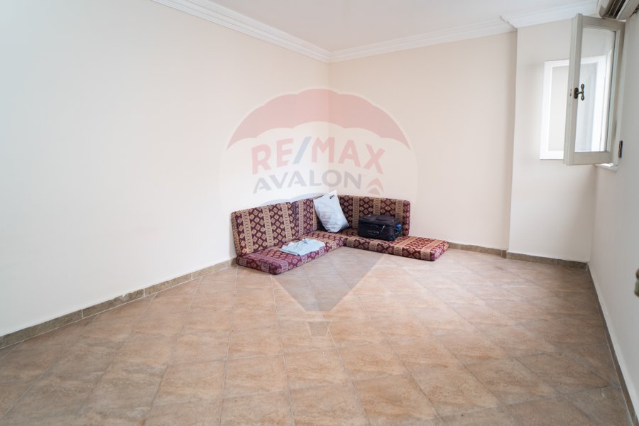 Apartment For Sale 170 m ElSaraya(Steps from the sea