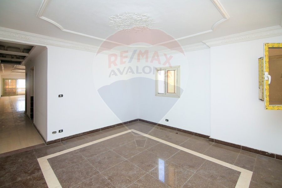 Apartment for sale 264 m Glim (Rasmy Pasha St.)
