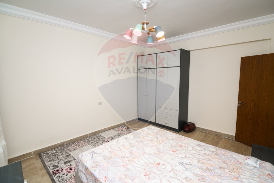 Ground chalet with garden for sale (Coral Hills - Ras El Hekma)
