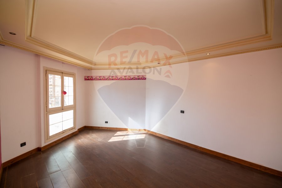 Apartment for rent 243 m Smouha (The second number from Fawzi Moaz St.)