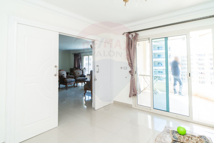 Apartment for sale 263 m Smouha (Antoniadis Compound)