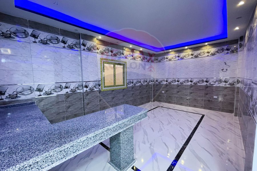 Registered Villa for sale 300 m King Mariout (Omar el Mokhtar st.)