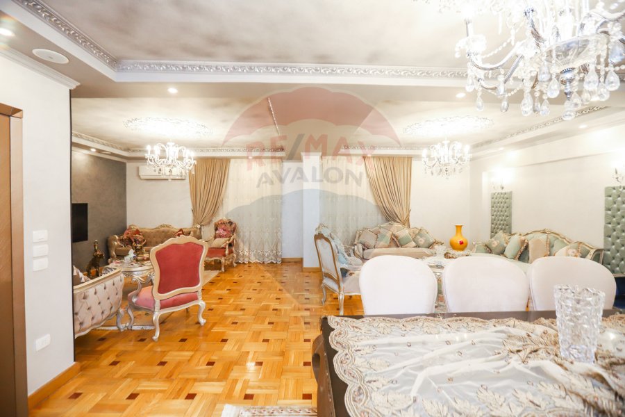 Apartment for sale 240 m kafar abdo (Asmaaliaa st )