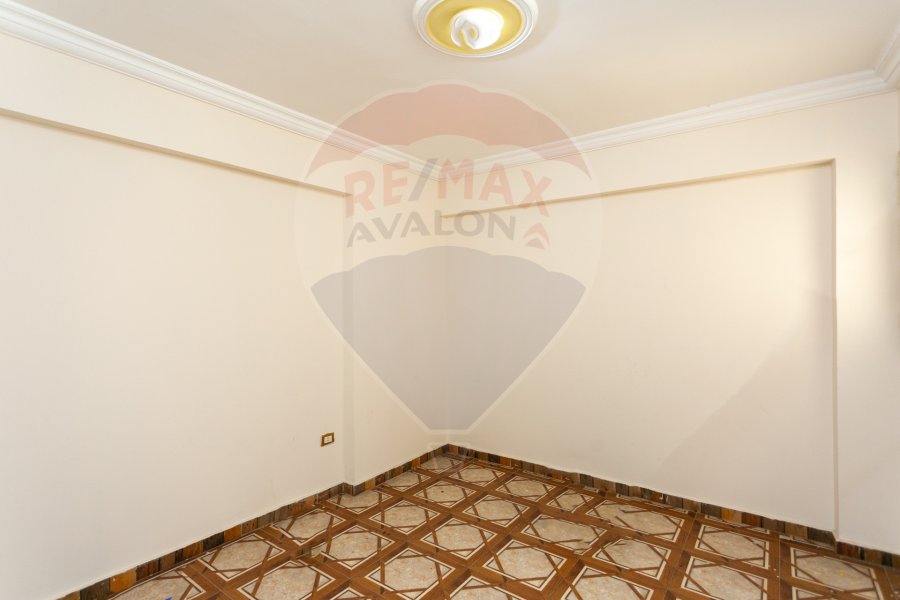 Apartment for sale, 160 m, Al Mandara (second building from the sea)