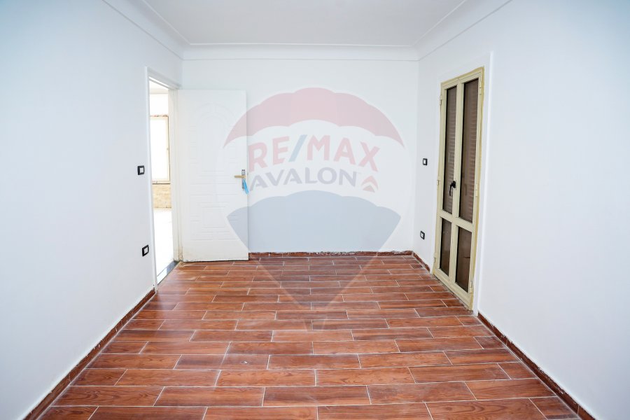 Apartment for sale 275 m ElSraya (num.1 Branched from the sea)