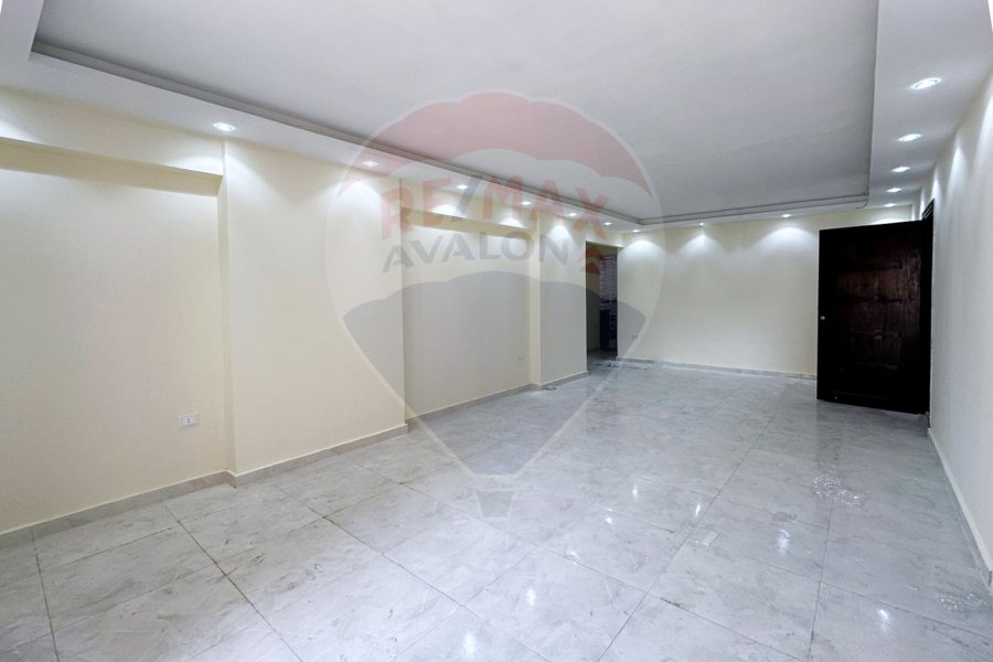 Apartment for sale 145 m Bolkly (Wingat main street)