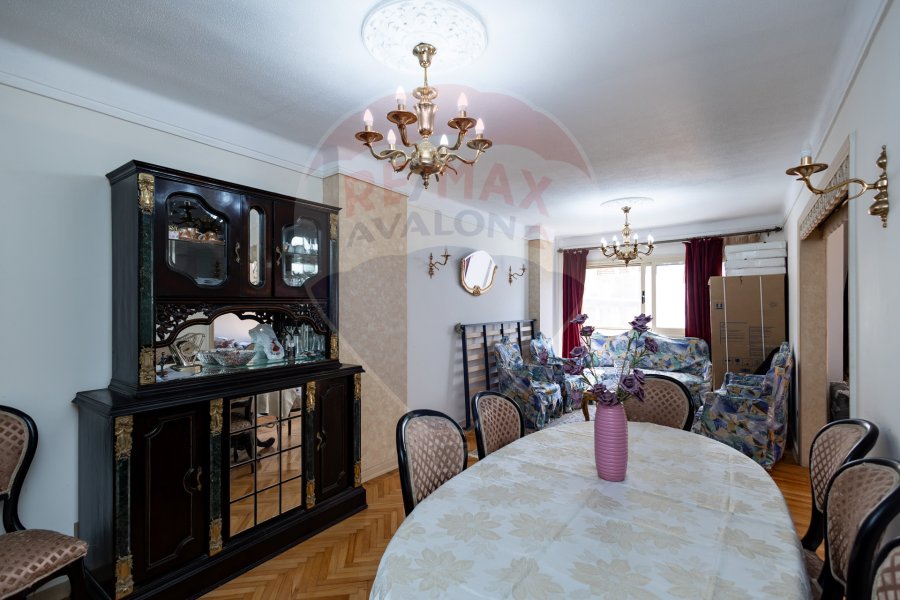 Apartment for sale 130 m Fleming (On the tram)
