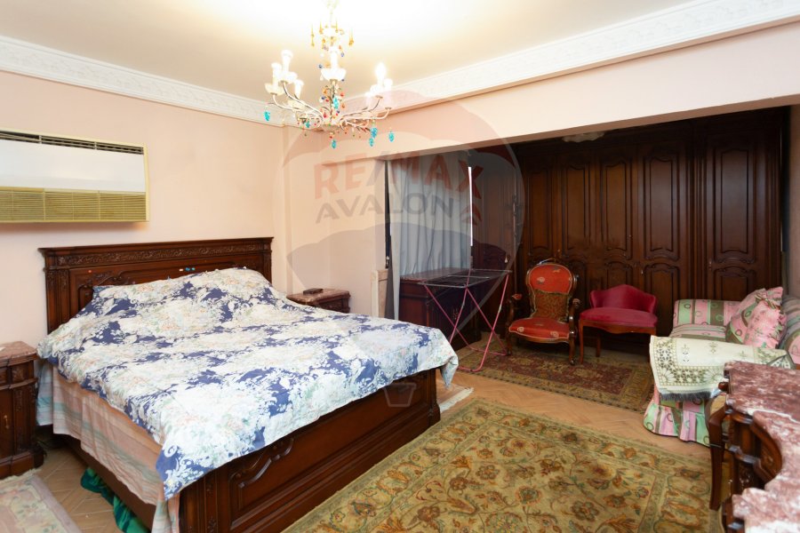 Apartment for sale 210 m Louran (Mahmoud Sedqy St)