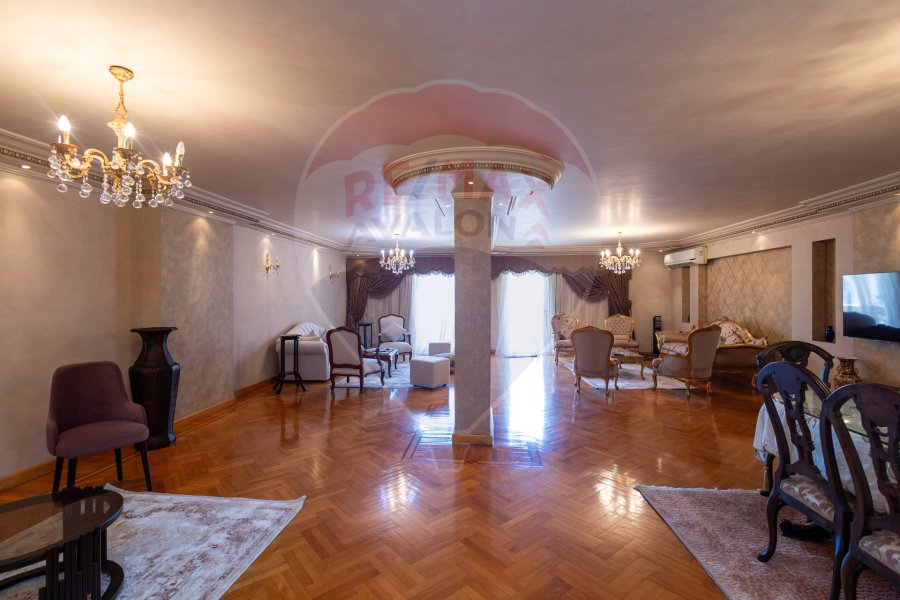 Apartment for rent 305 m Smouha (villa area)