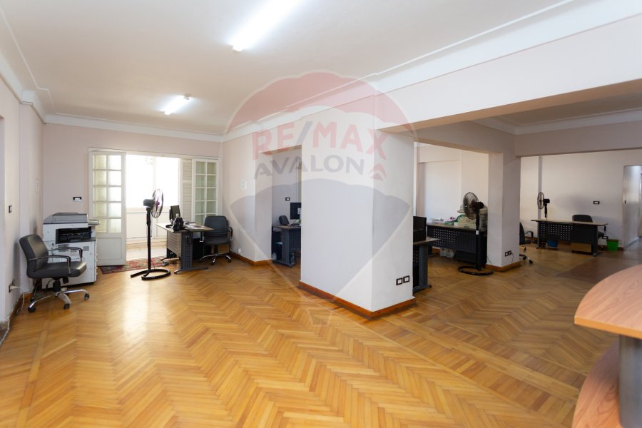Apartment for sale 300 m Smouha (Al-Tayar Mahmoud Shokry St)