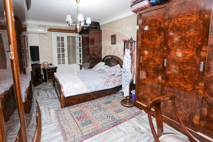 Apartment For Sale 193 m Saba basha (Next to the Russian Embassy )