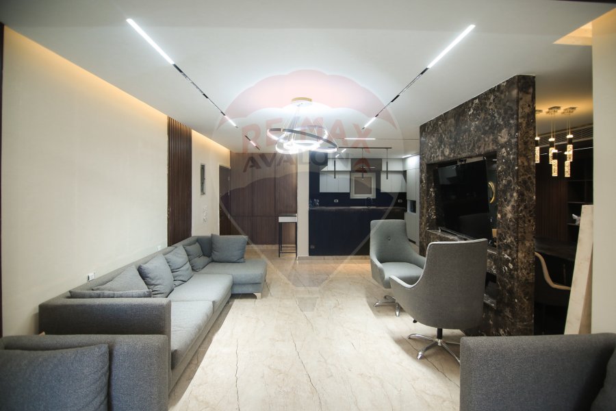 Apartment with garden for sale 217 m King Mariout (Alex West)