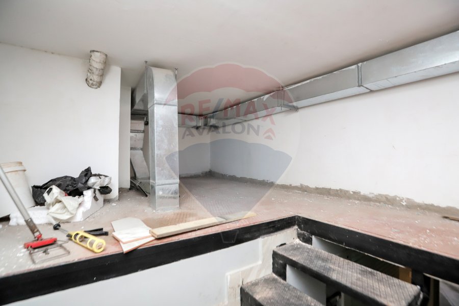 Shop for Rent 40  m Stanly (First num from sea