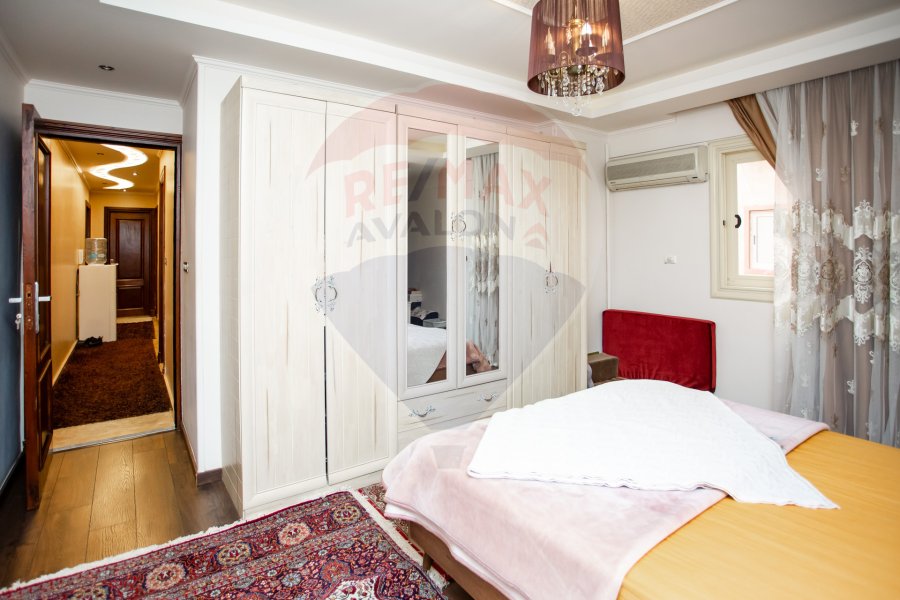 Apartment for sale 185 m Kafr Abdo (Ibrahim Sherif st. - brand building)
