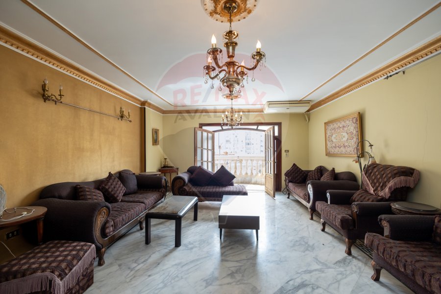 Apartment for sale 204 m gleem (Steps from Royal Jewelry Museum)