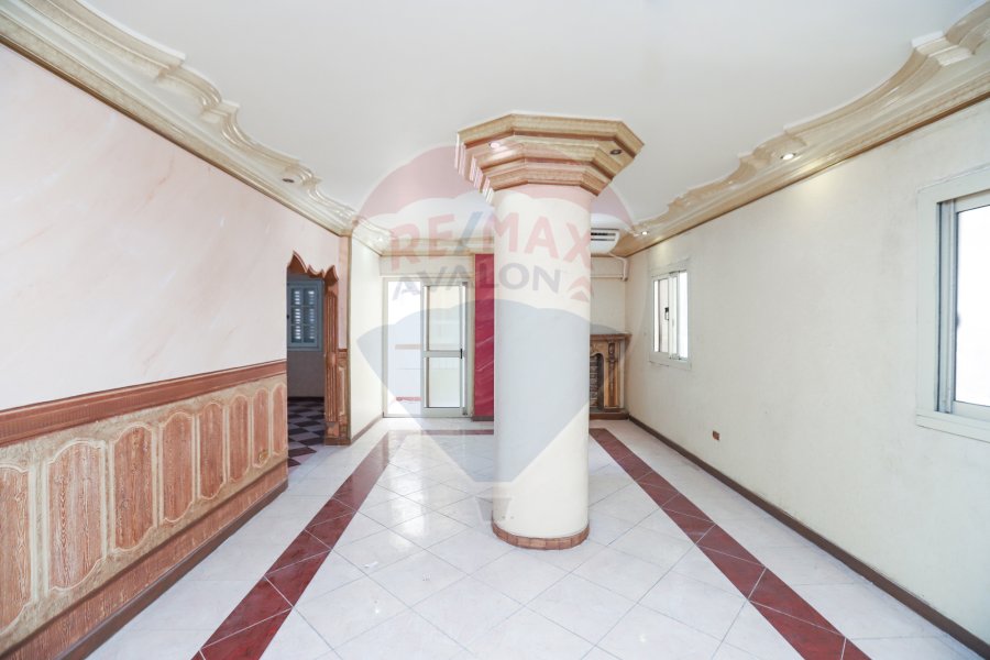 apartment for sale 220 m Miami ( Steps from the sea )