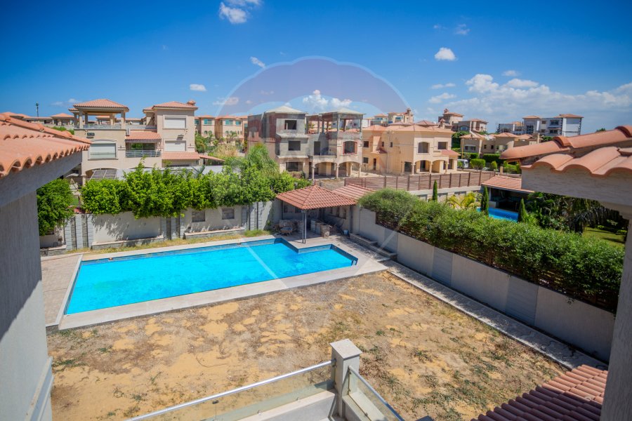 Stand alone villa for sale 1,038 m Alex west (Model V2 - Antoniadis)