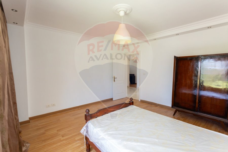 Twin House Villa for sale 450 m Alexwest (Antoniades phase)