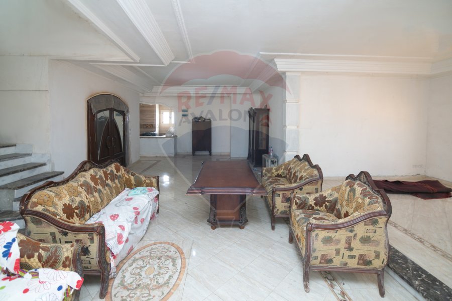 Duplex apartment for sale 550 m Louran