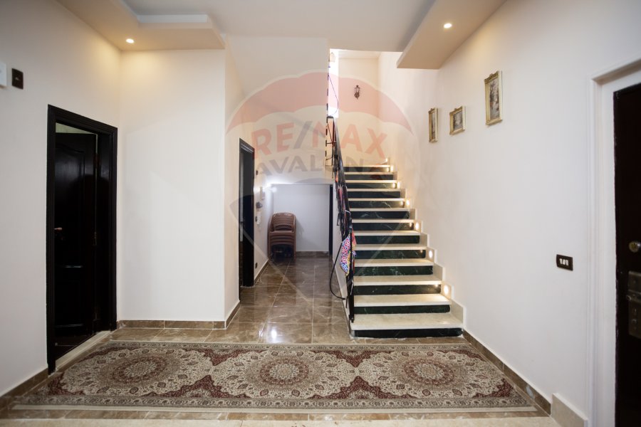 Villa for sale 470 m King Mariout (Steps from Hilton Kings Ranch and Olympic Village)