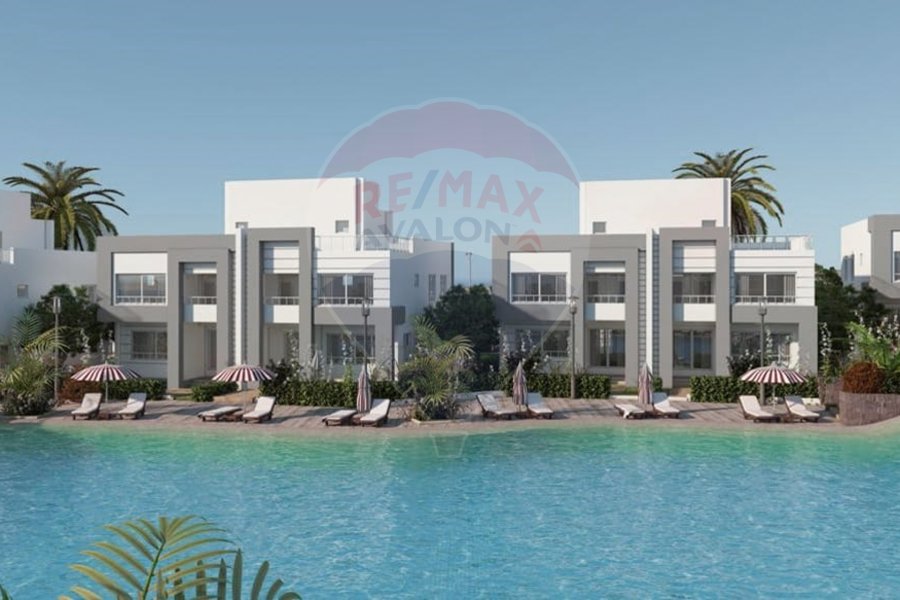 Ground Apartment for sale North Coast (Ariba - directly on the sea) 90 m + 44 m Garden