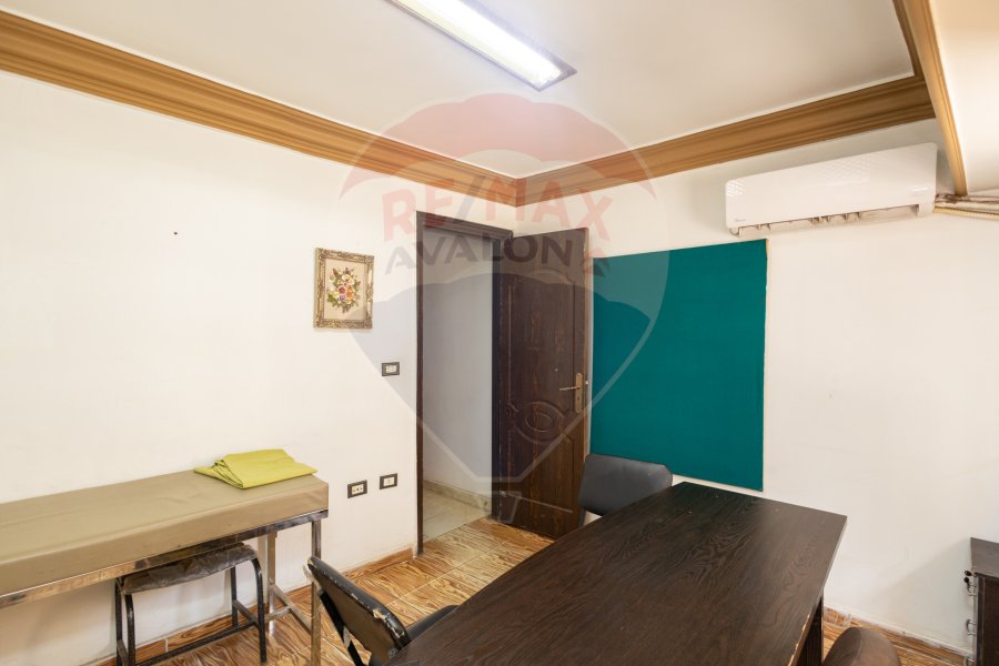 Administrative Unit for sale 220 m Sidi Bishr (Mohamed Naguib St.)