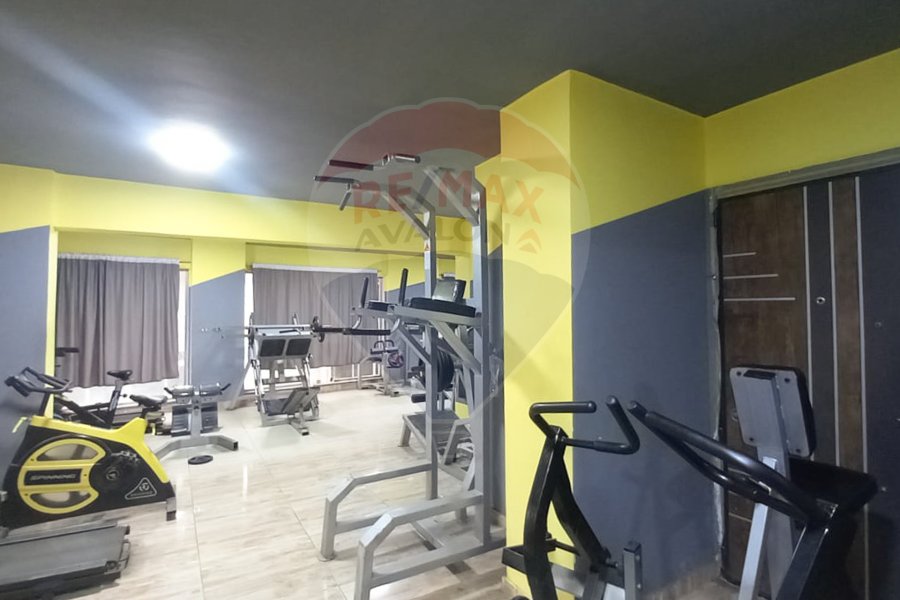 Mezzan for rent 280 m Sidi Bishr (Cairo main st.)