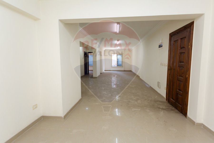 Administrative unit for sale 162 m Ibrahimia (Abo qir St.)