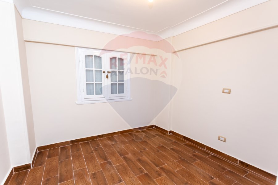 Apartment for sale 135 m Smouha (Victor Emmanuel Square)