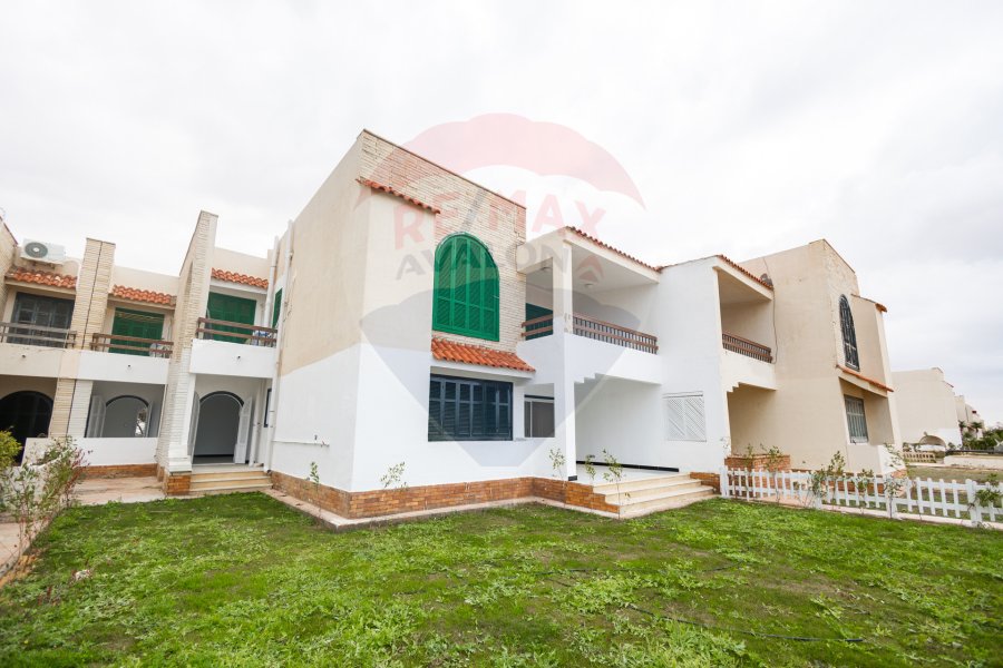 Ground chalet + Garden for sale North Coast (Palm Beach)