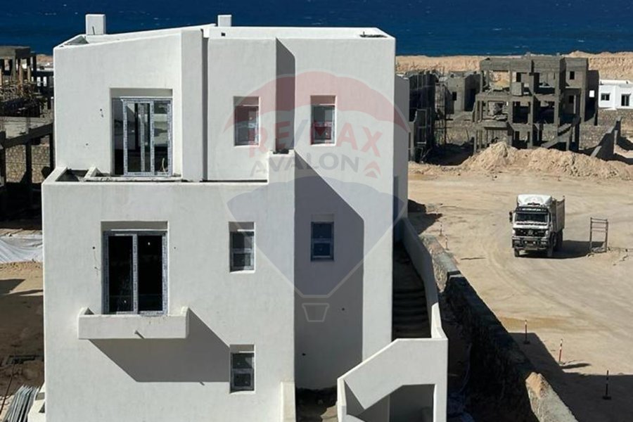 Twin house villa for sale (Jefaira - Quayside) Ras El Hekma 227 m