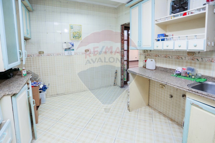 Apartment for Sale 265 m smouha (Bahaa aldin algatowry St.)