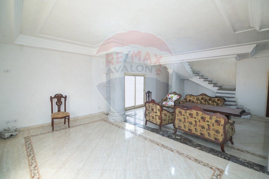 Duplex apartment for sale 550 m Louran