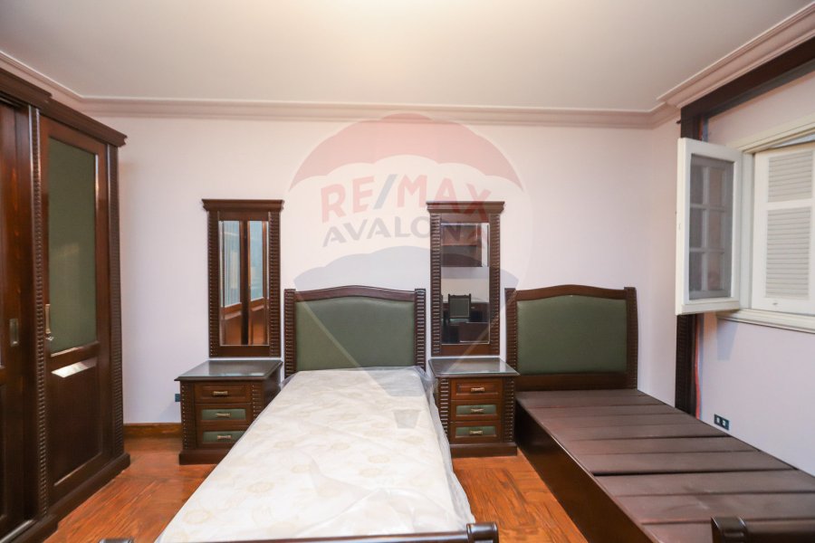 Apartment For Sale 315m Kafr Abdou (Amir El-Bahar St.)